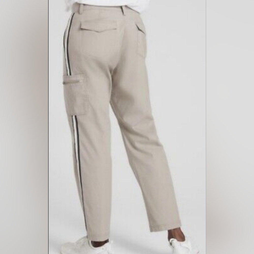 047 Athletha Summit Cargo NWT